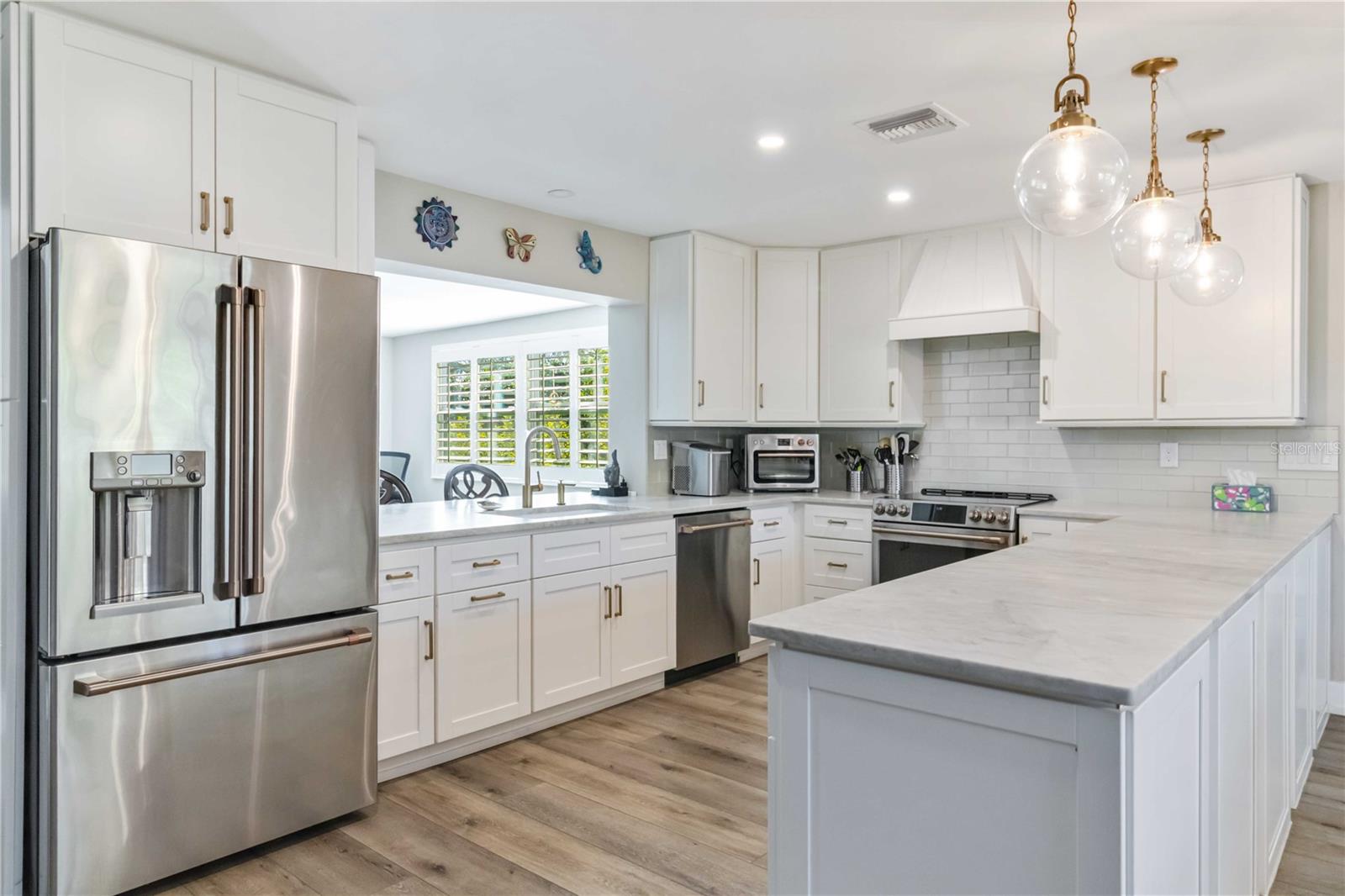 MCGREGOR GARDENS - Residential