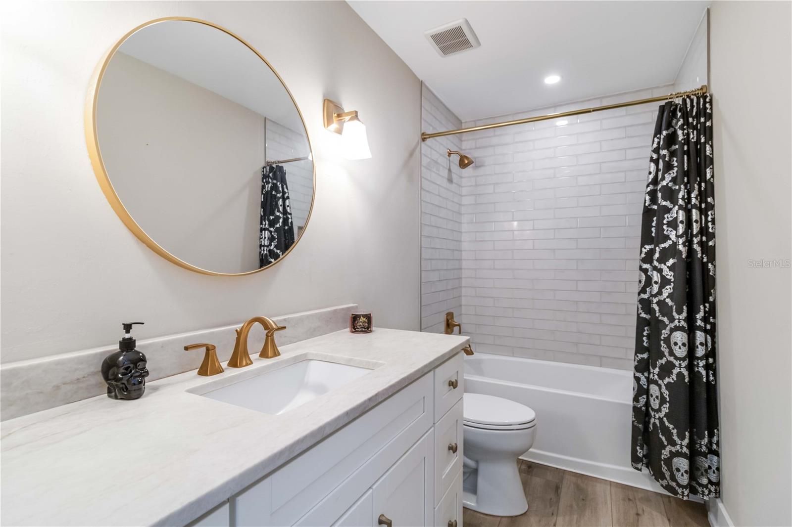 MCGREGOR GARDENS - Residential