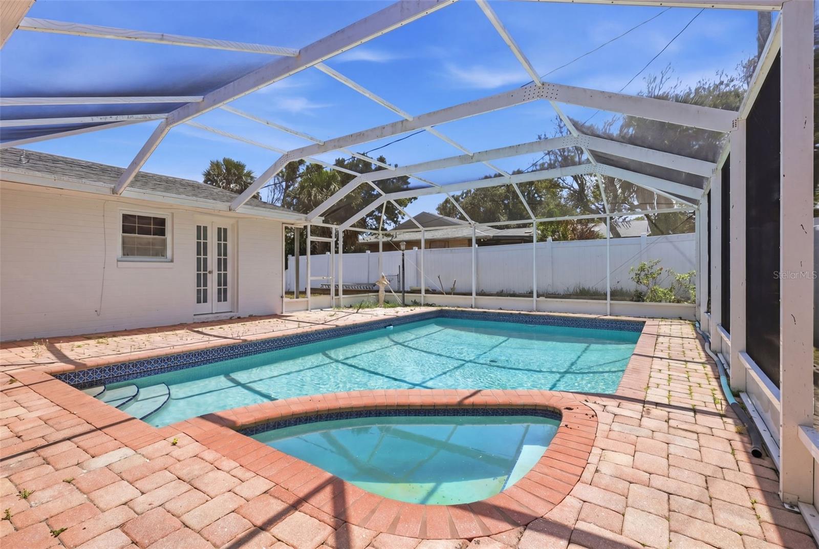 ANN RUSTIN ESTATES - Residential