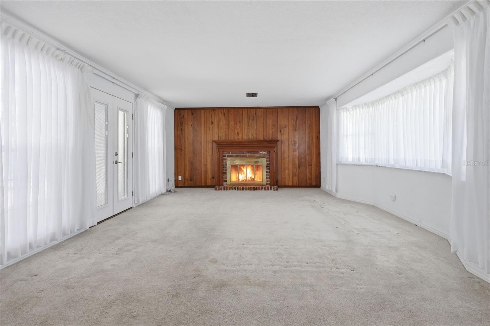 ANN RUSTIN ESTATES - Residential