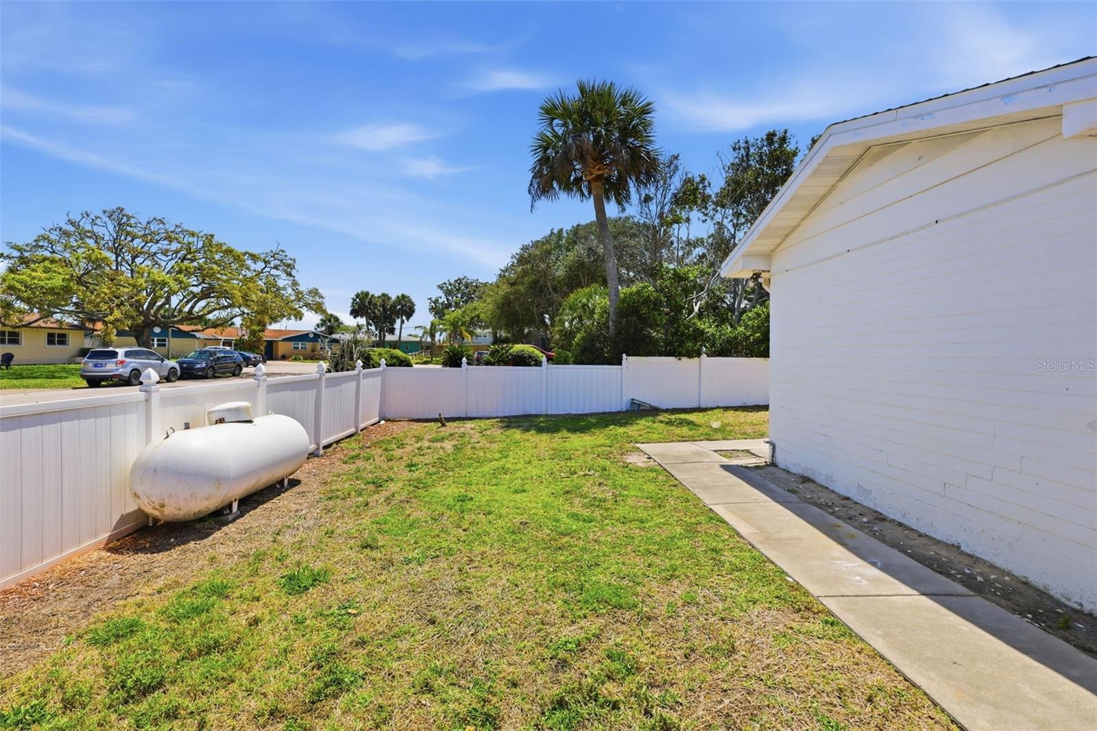 ANN RUSTIN ESTATES - Residential