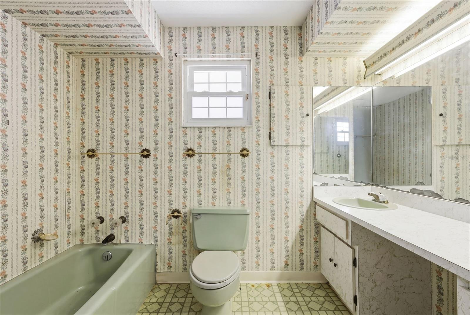 ANN RUSTIN ESTATES - Residential