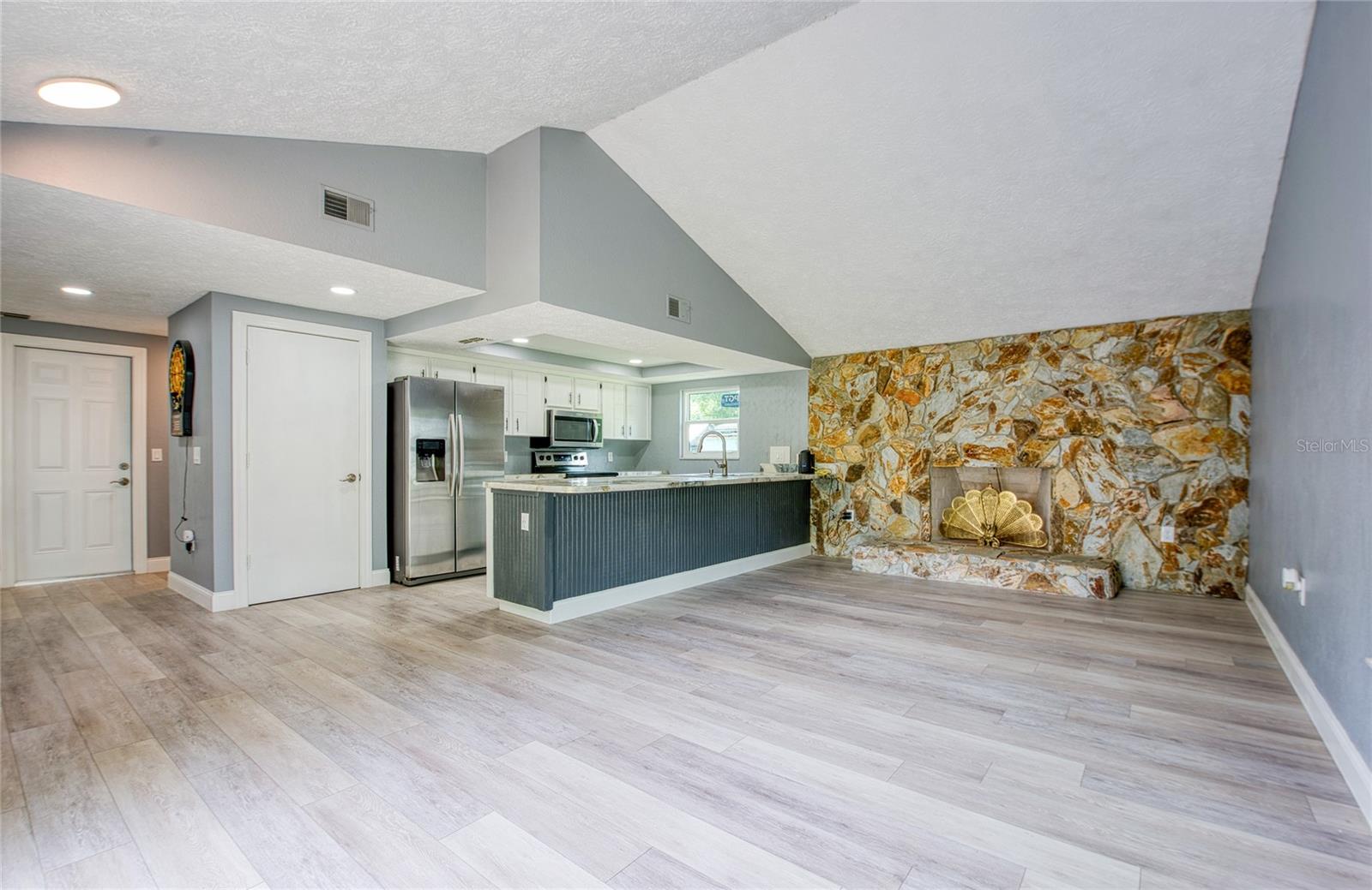 RICHEY LAKES 01 - Residential