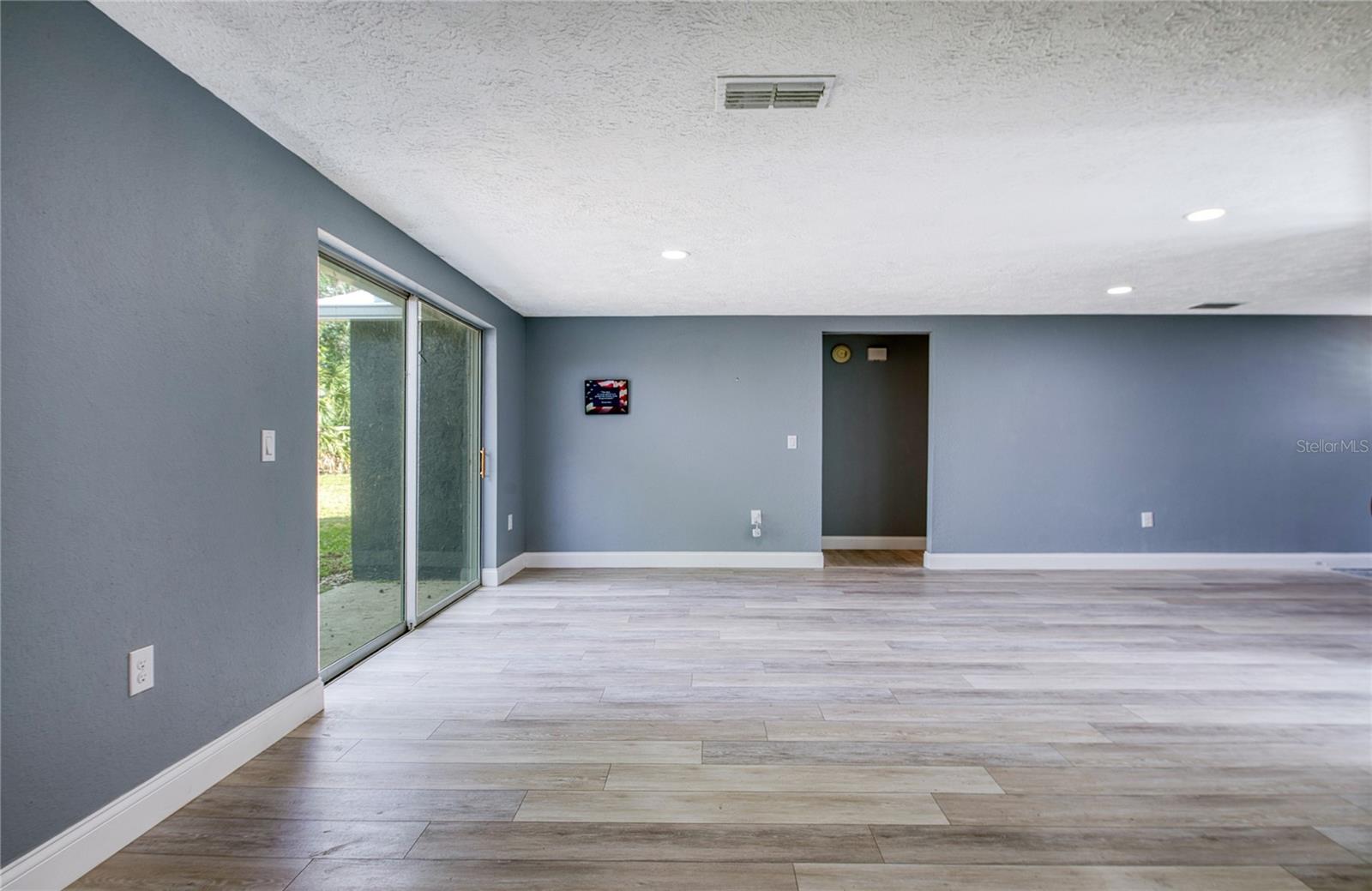 RICHEY LAKES 01 - Residential