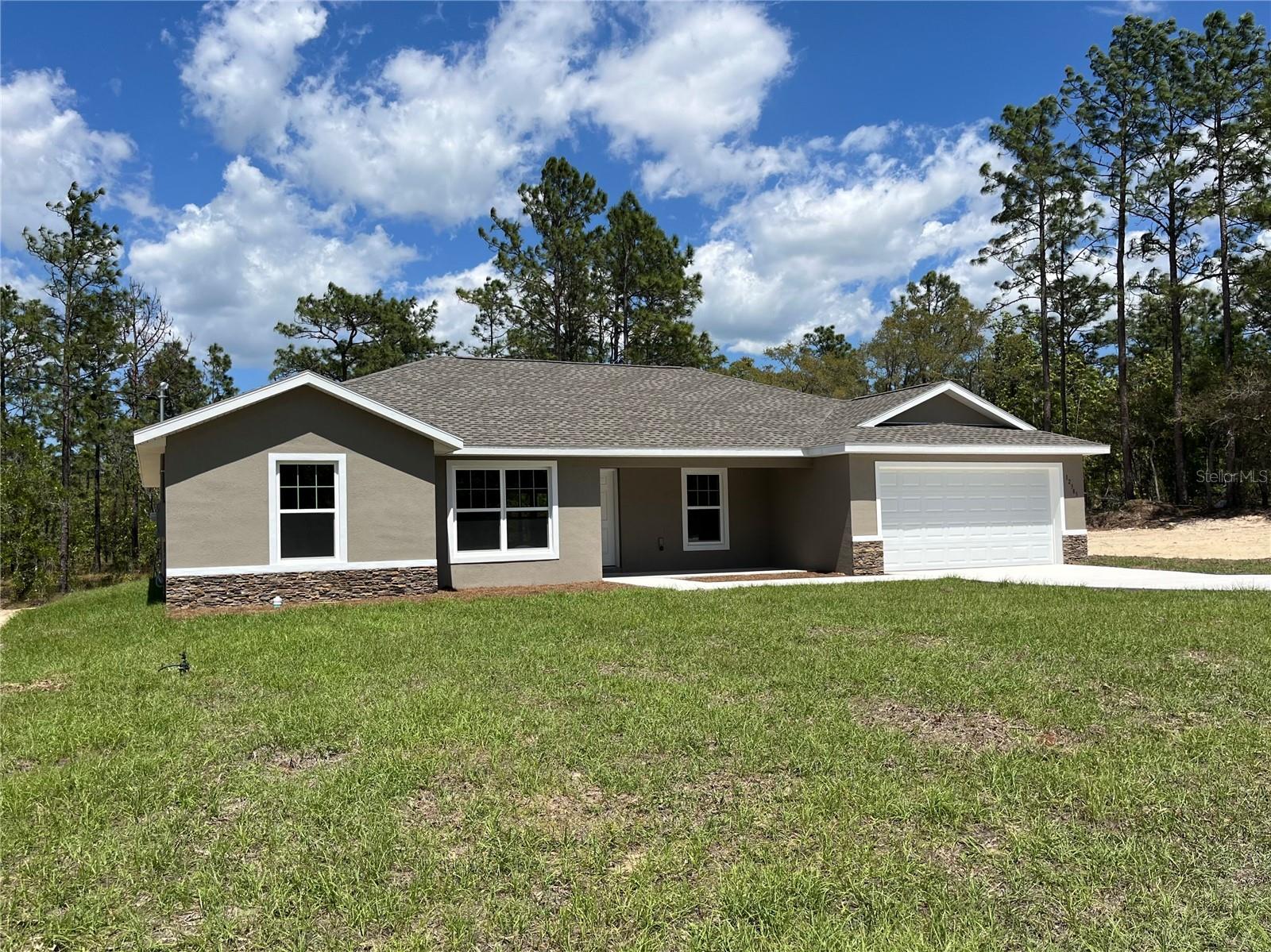 3870 W FOUNTAIN LANE