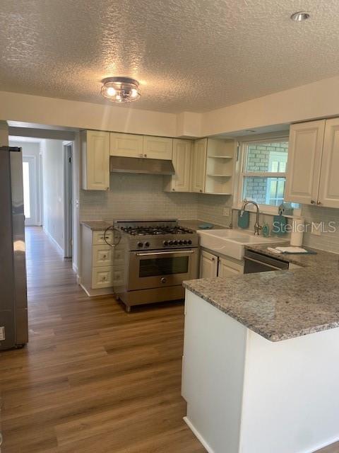 SEMINOLE ESTATES - Residential
