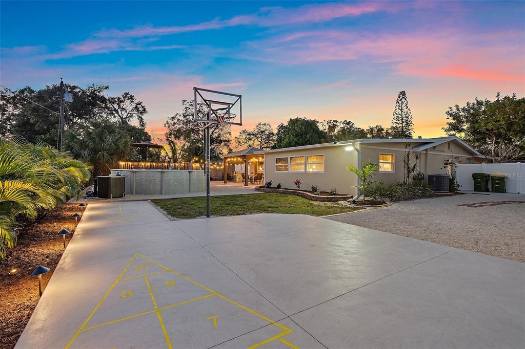 Photo of 3376 7th Street, Sarasota, FL 34237 (MLS # A4699328)