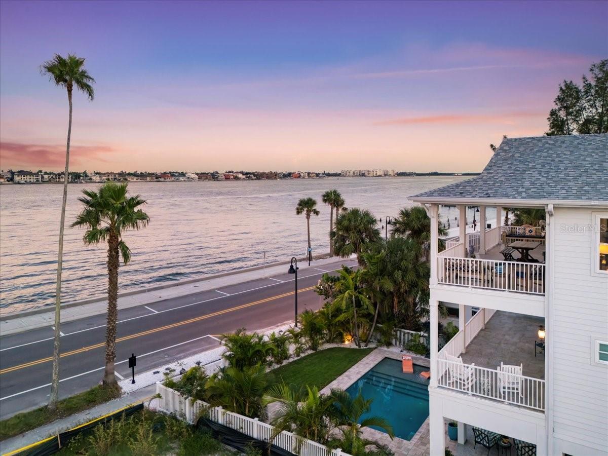 MOREY BEACH - Residential