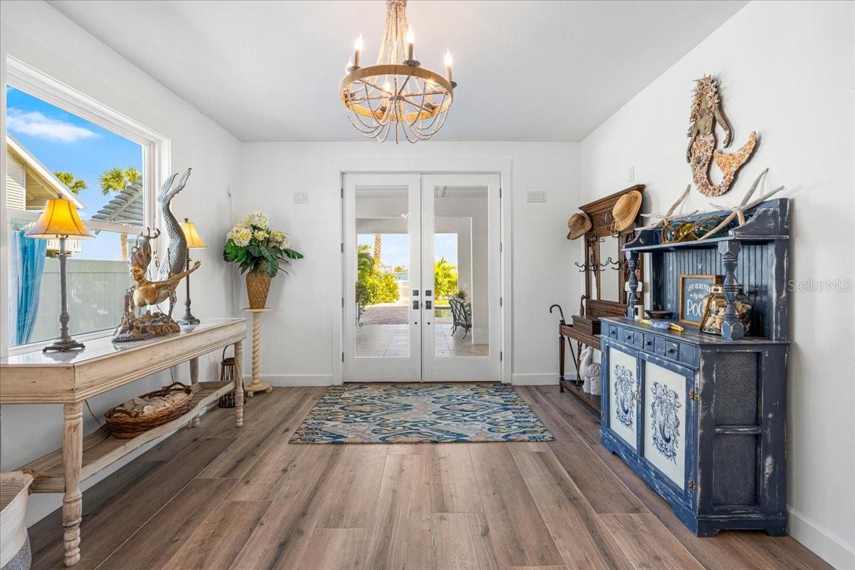 MOREY BEACH - Residential