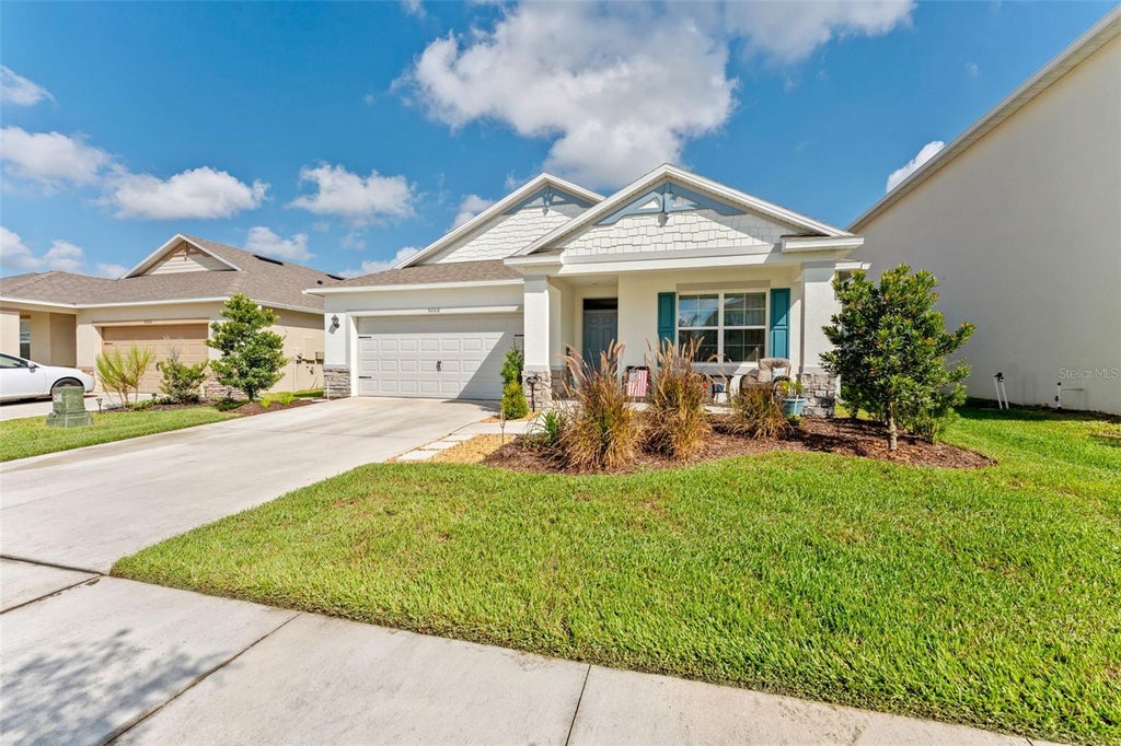 Photo of 5006 Foxglove Circle, Lakeland, FL 33811 (MLS # TB8547445)
