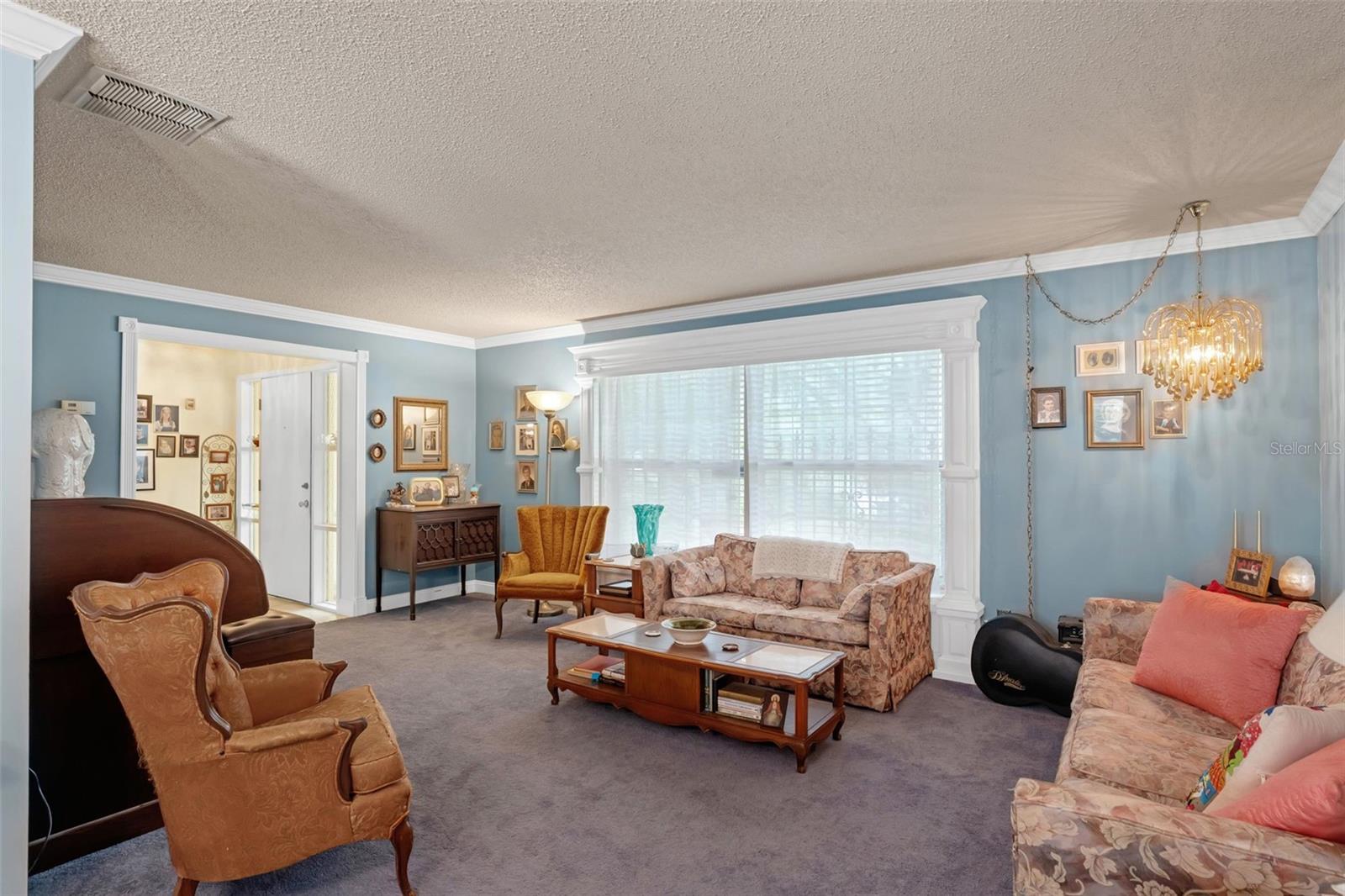 806 LEOPARD TRAIL