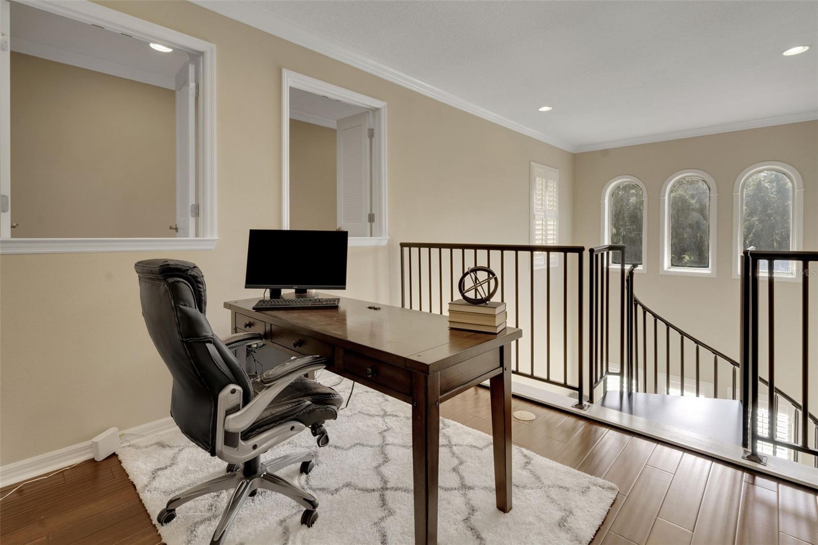 STEEPLE CHASE - Residential