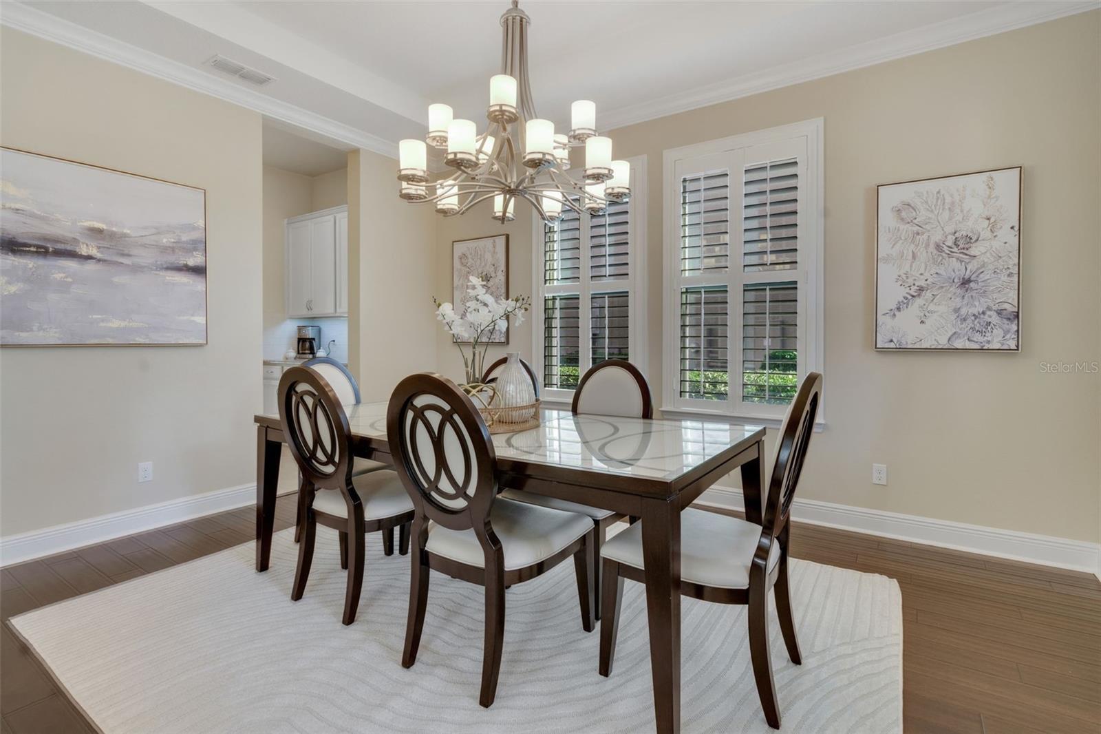 STEEPLE CHASE - Residential