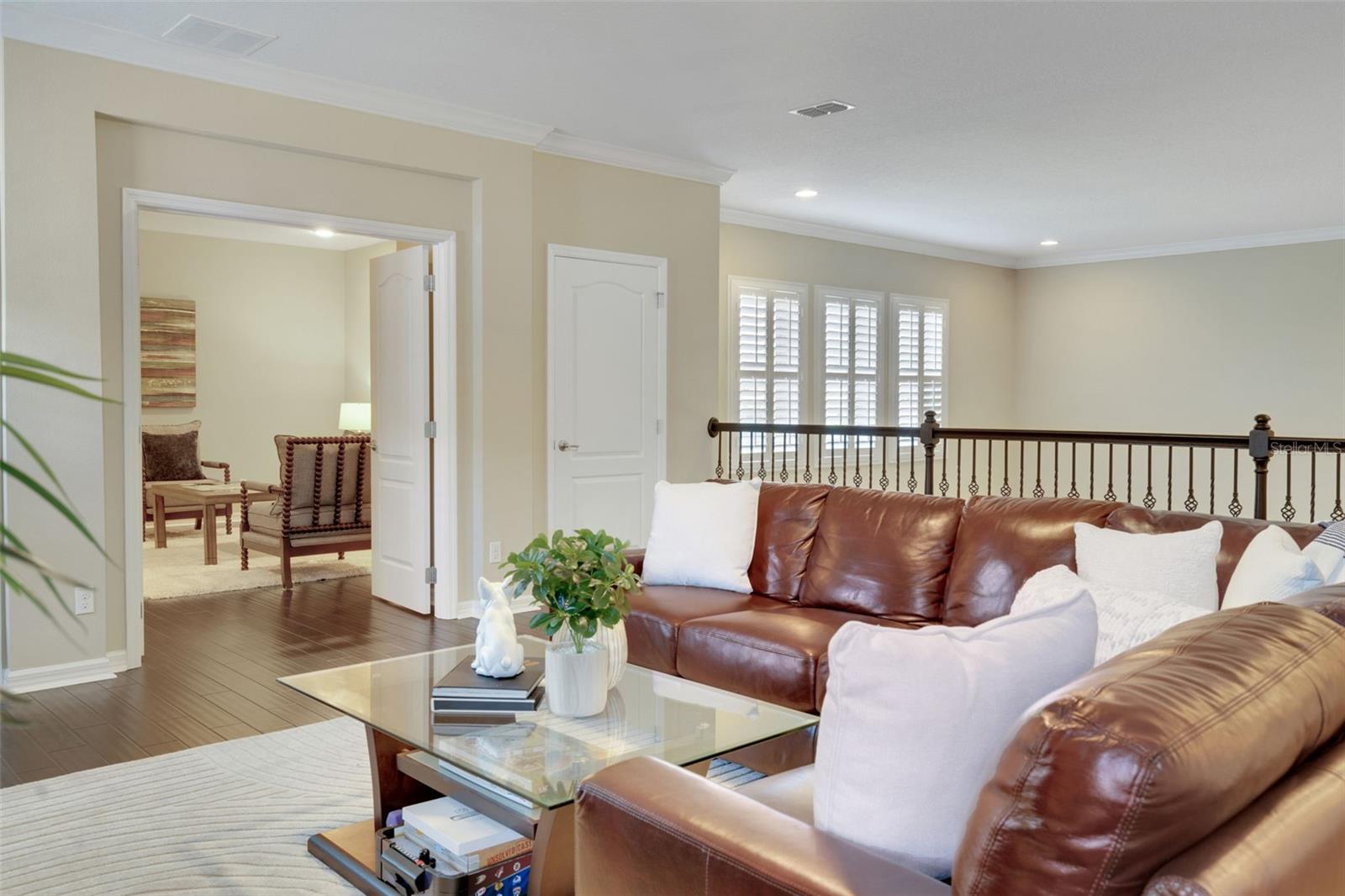 STEEPLE CHASE - Residential