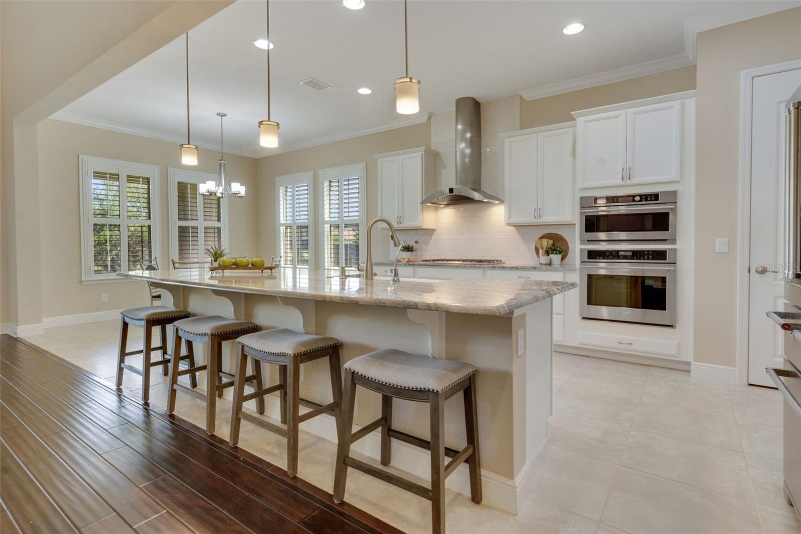 STEEPLE CHASE - Residential