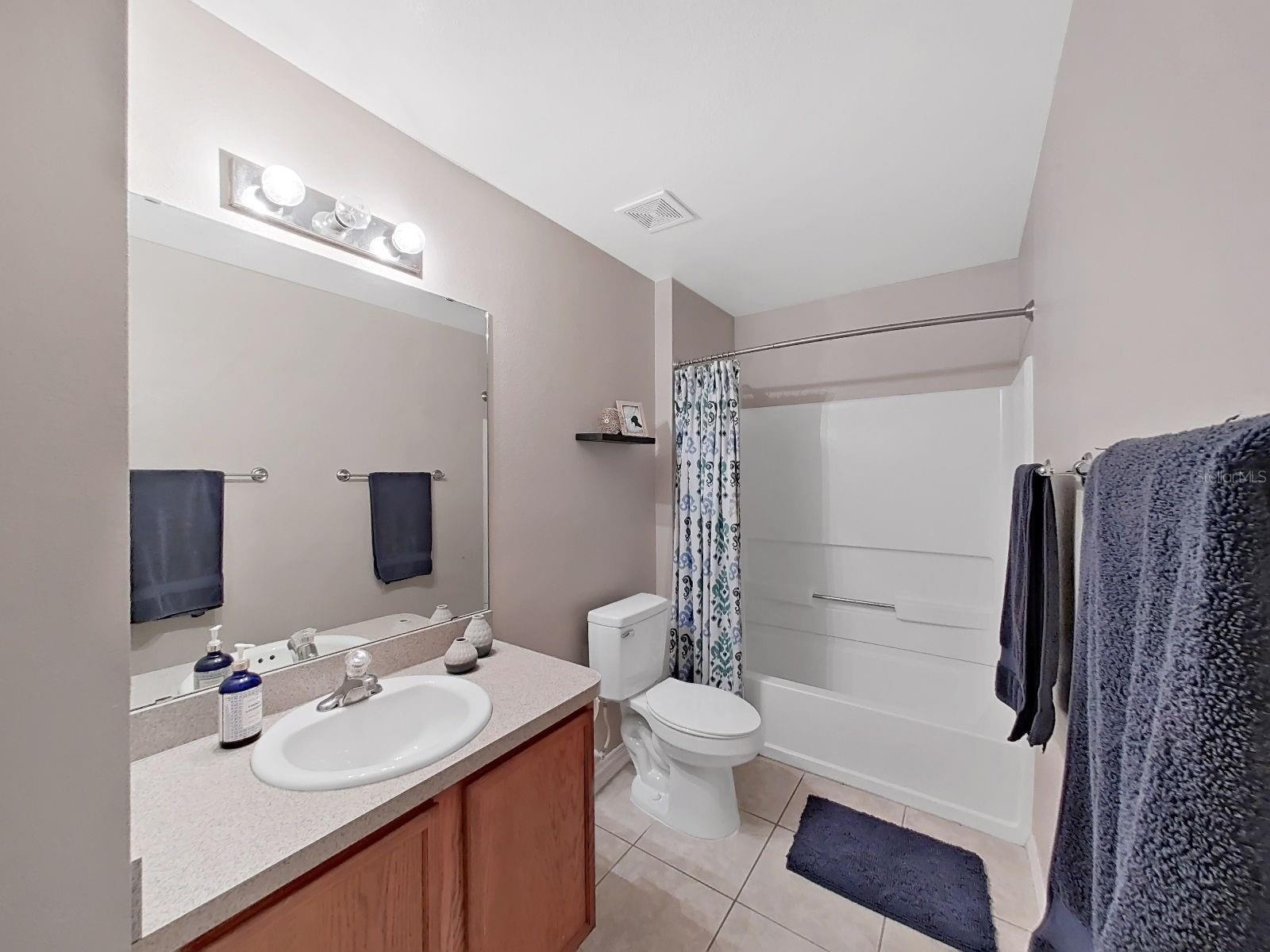 ASHLEY LAKES PH 01 - Residential