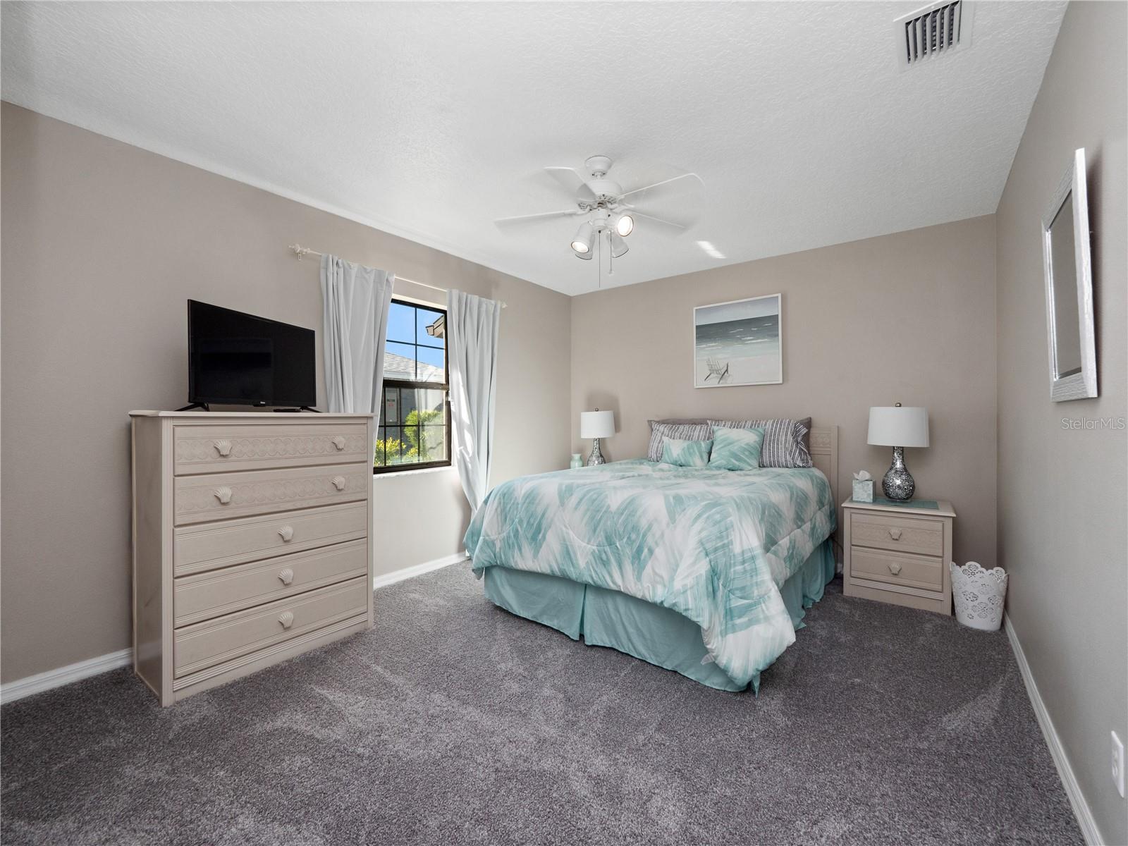 ROYAL HIGHLAND PH 01 - Residential