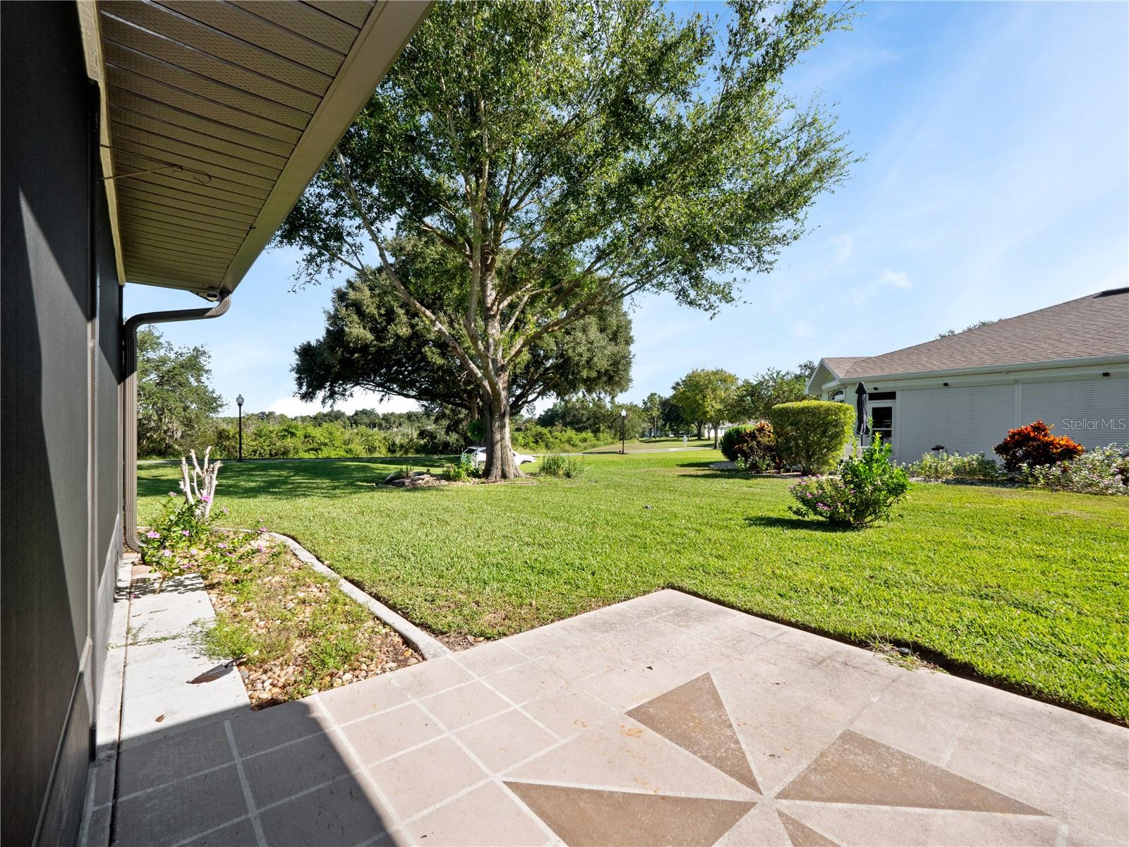 ROYAL HIGHLAND PH 01 - Residential
