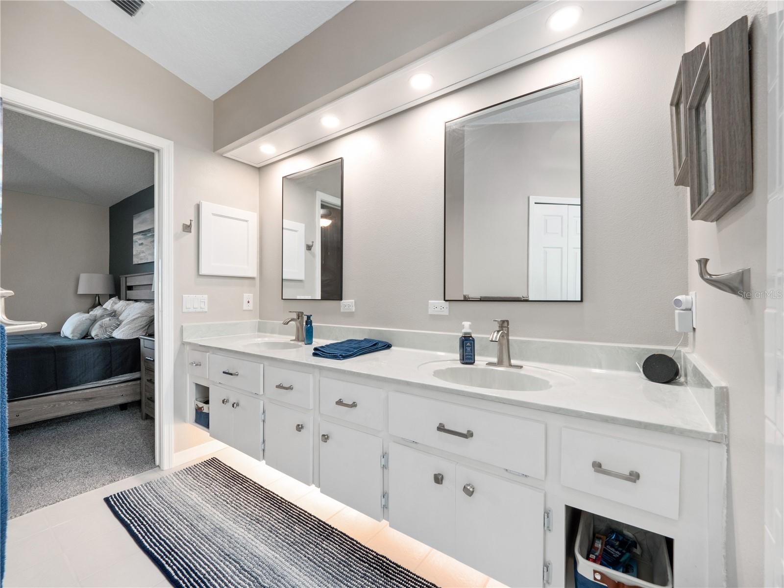 ROYAL HIGHLAND PH 01 - Residential