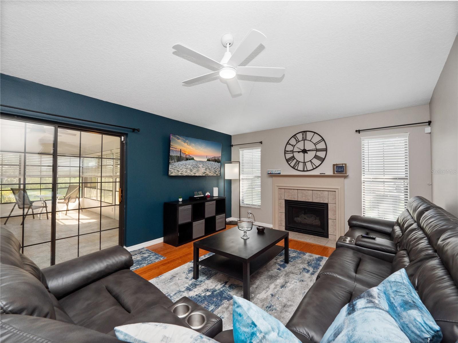 ROYAL HIGHLAND PH 01 - Residential