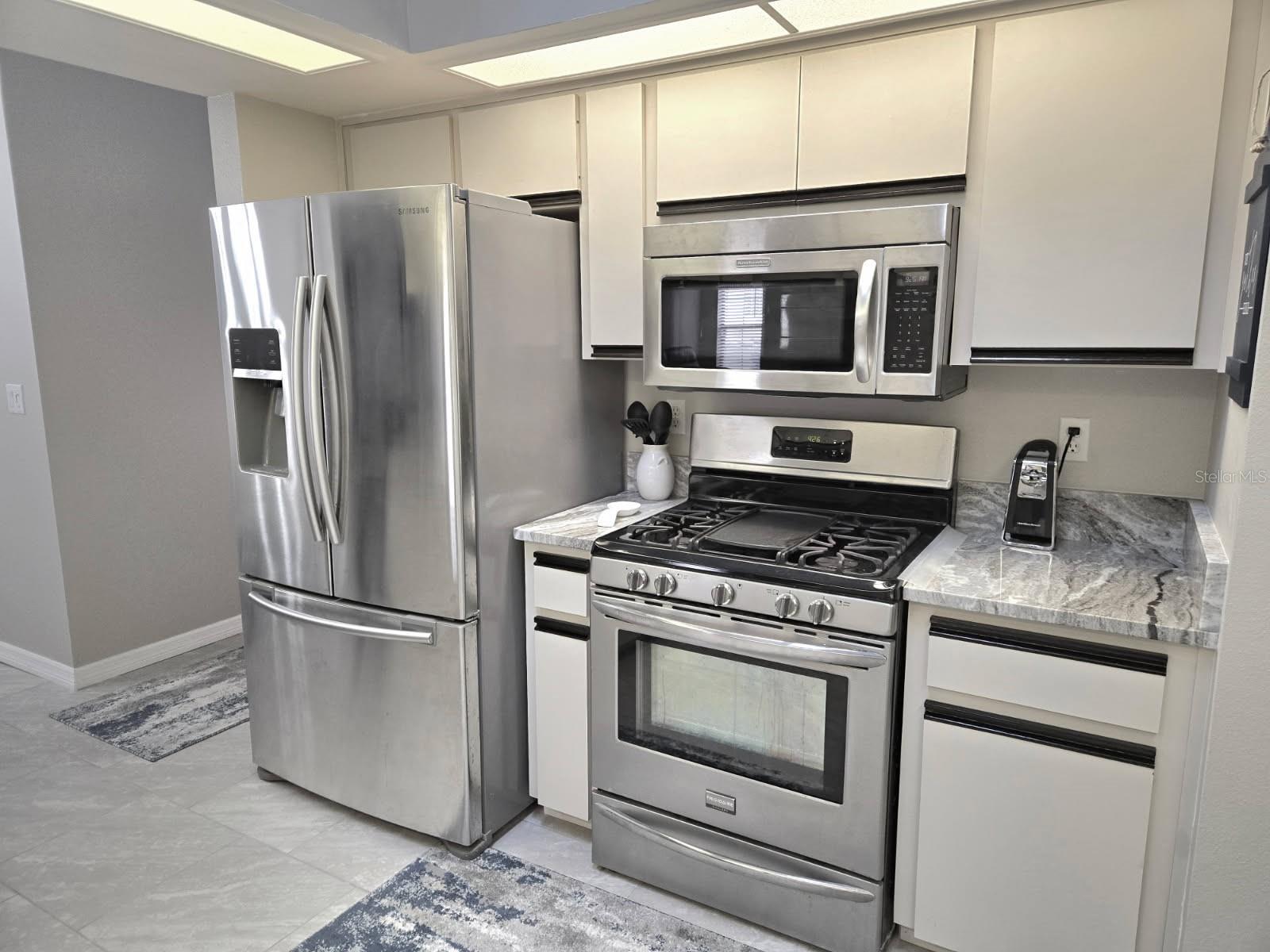 ROYAL HIGHLAND PH 01 - Residential