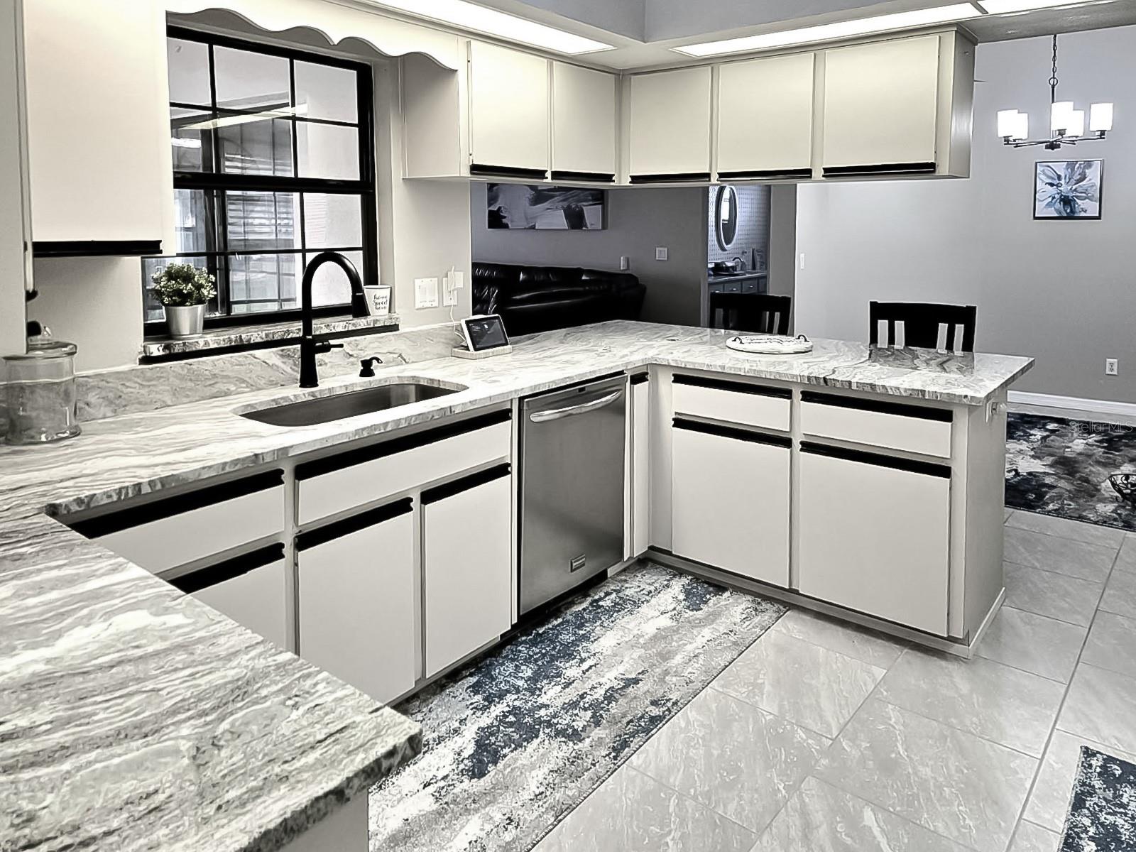 ROYAL HIGHLAND PH 01 - Residential