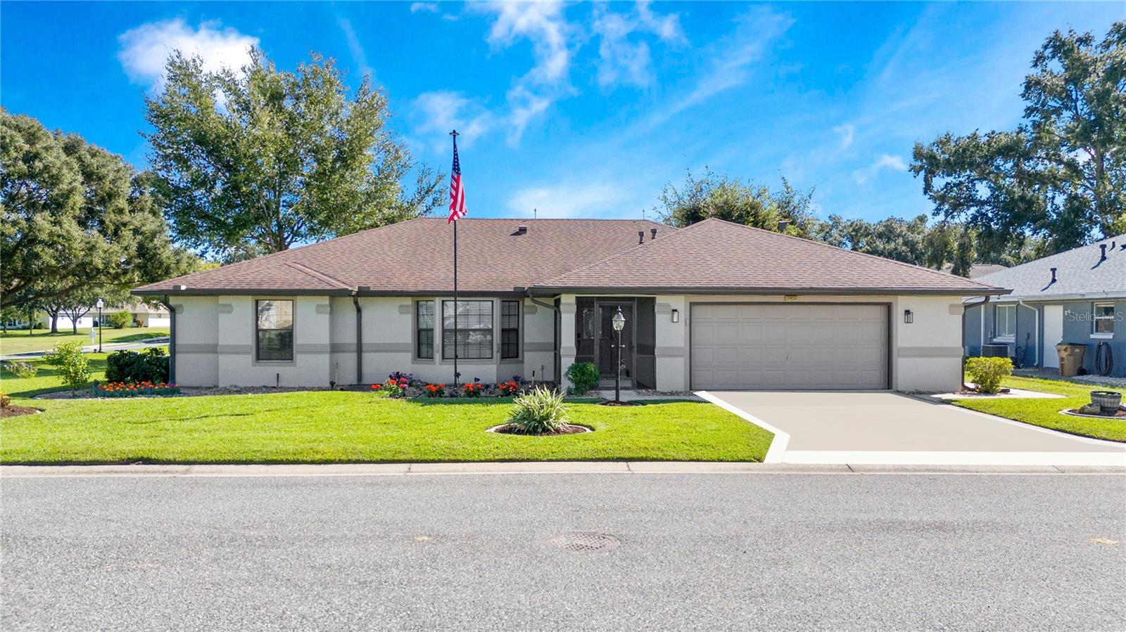 ROYAL HIGHLAND PH 01 - Residential