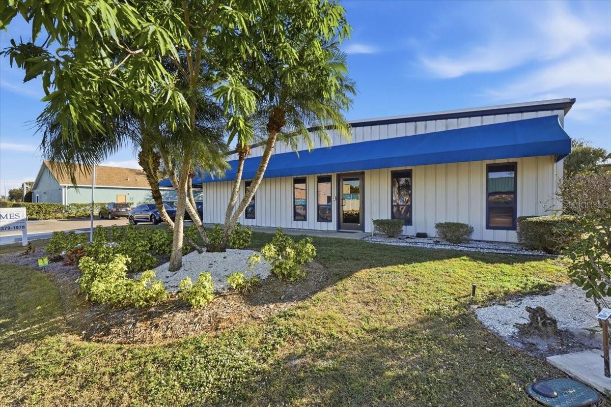 INTERSTATE BUS PARK PH I - Commercial Sale