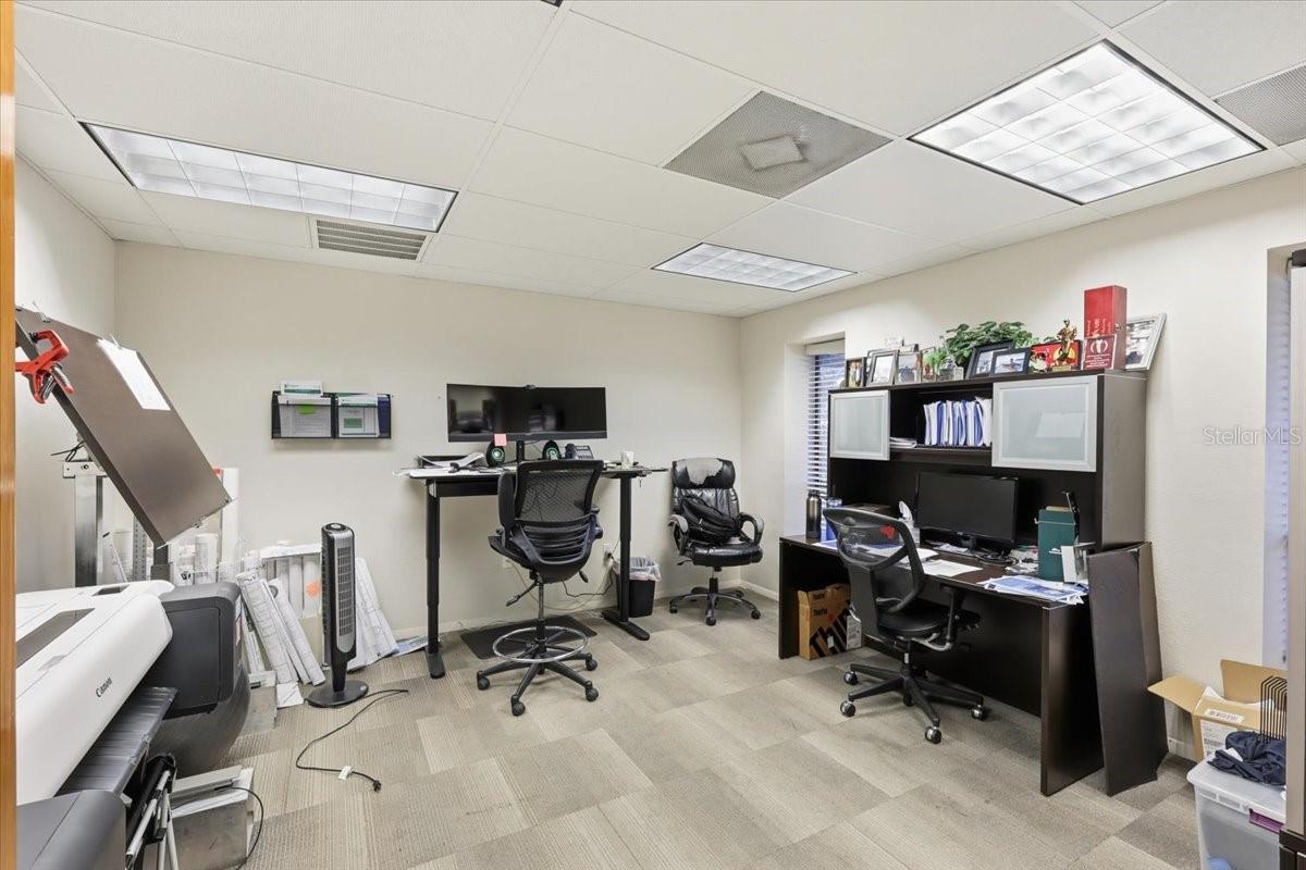 INTERSTATE BUS PARK PH I - Commercial Sale