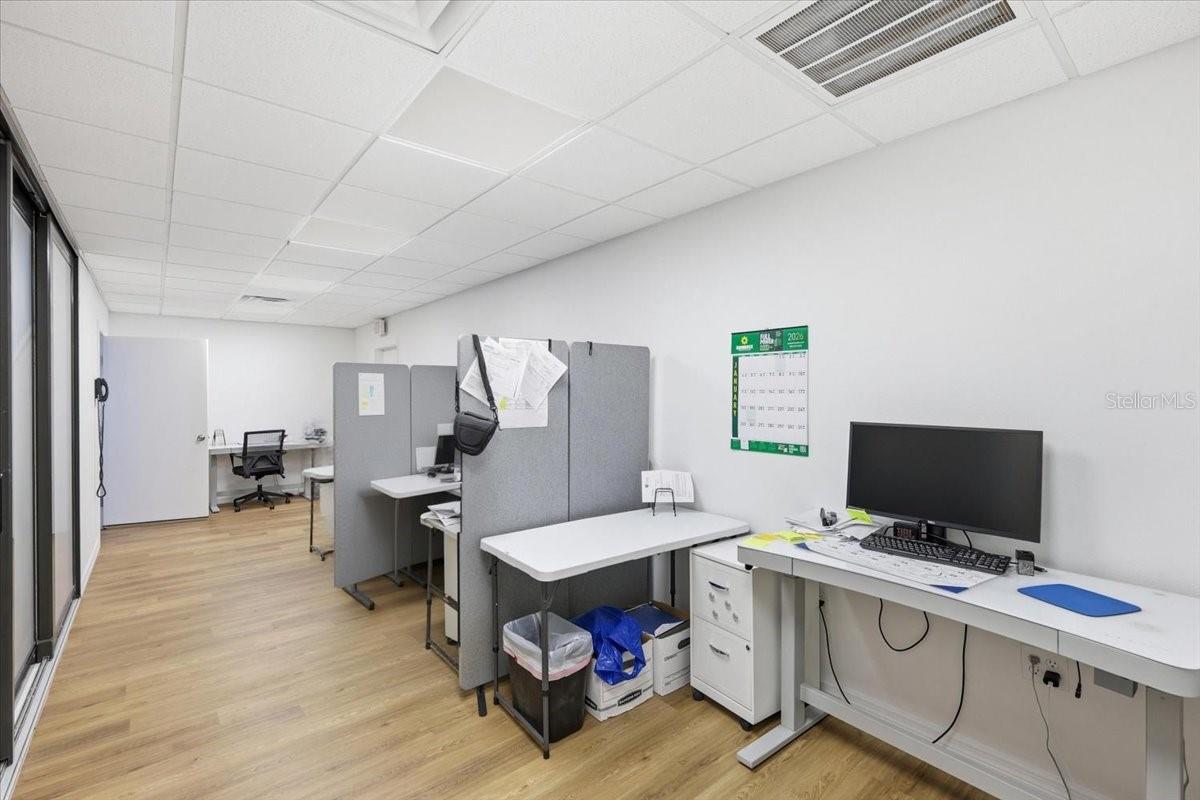 INTERSTATE BUS PARK PH I - Commercial Sale