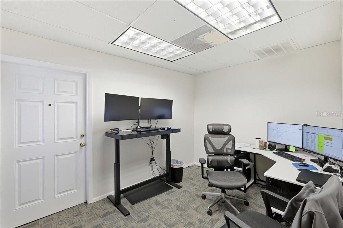 INTERSTATE BUS PARK PH I - Commercial Sale