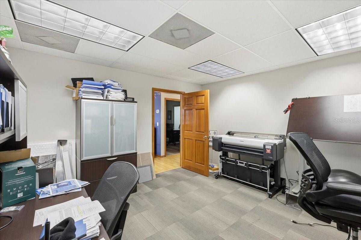 INTERSTATE BUS PARK PH I - Commercial Sale