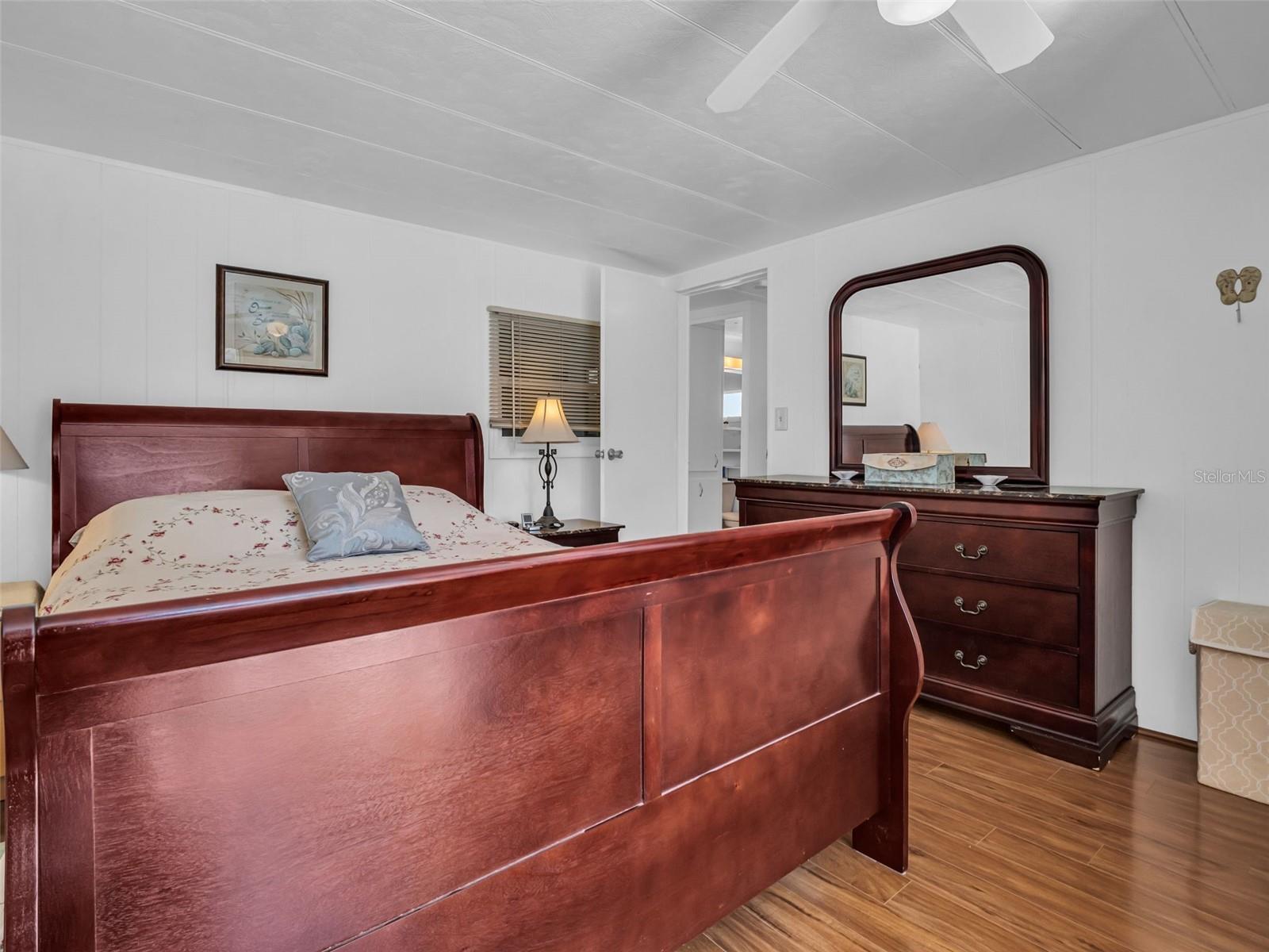 LEISURE LAKE VILLAGE - Residential