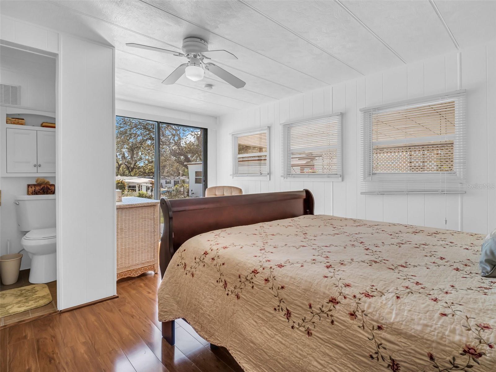 LEISURE LAKE VILLAGE - Residential