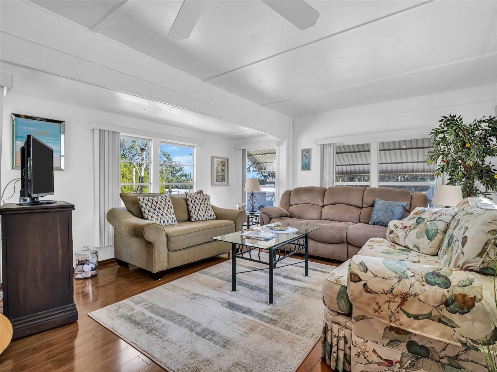 807 SAINT CHARLES DRIVE
