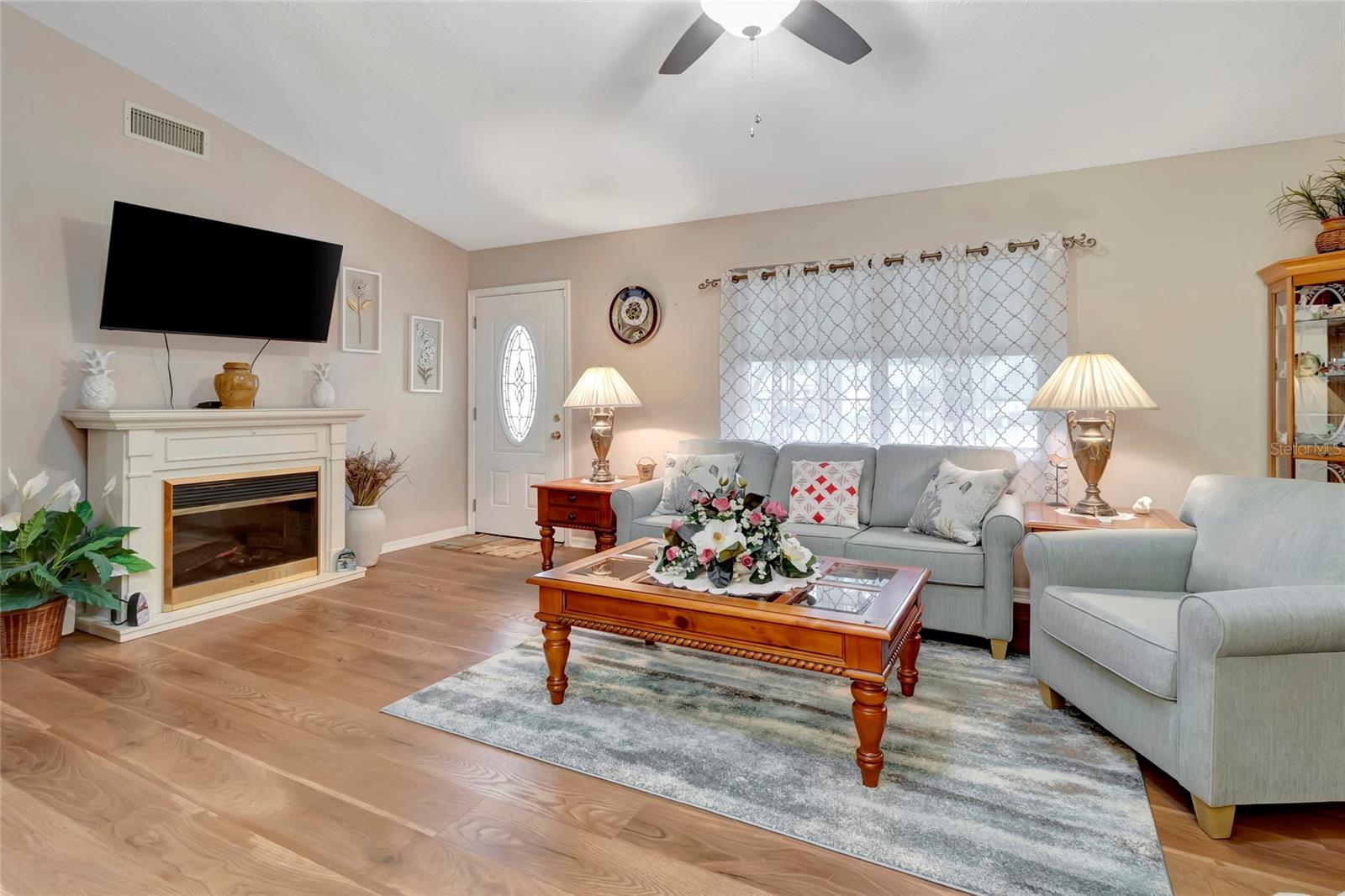 SCOTTISH HIGHLANDS CONDO PH M - Residential