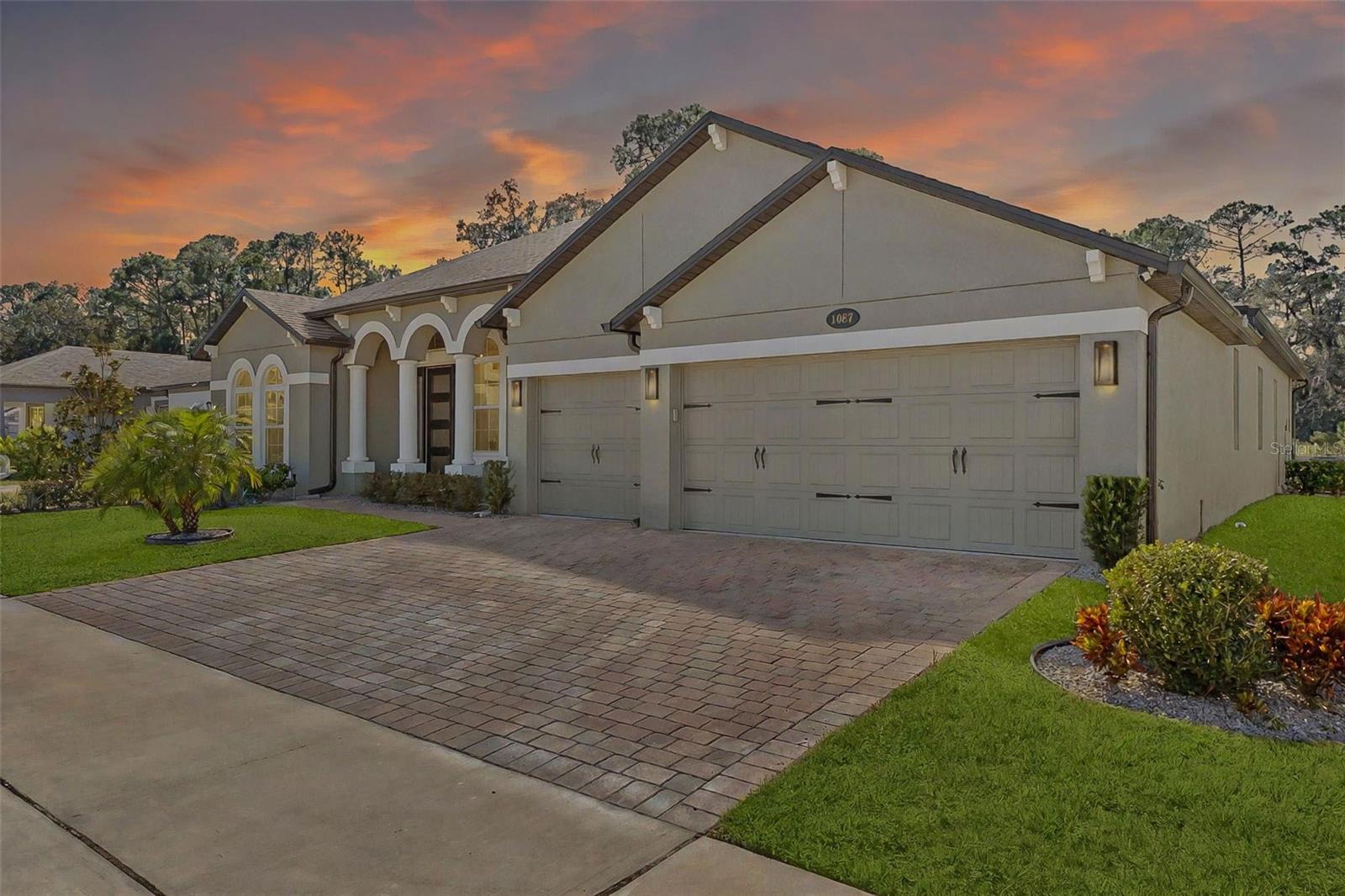 1087 CONESTOGA WAY