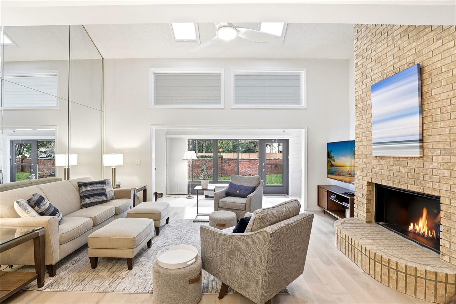 WEKIVA COUNTRY CLUB VILLAS - Residential