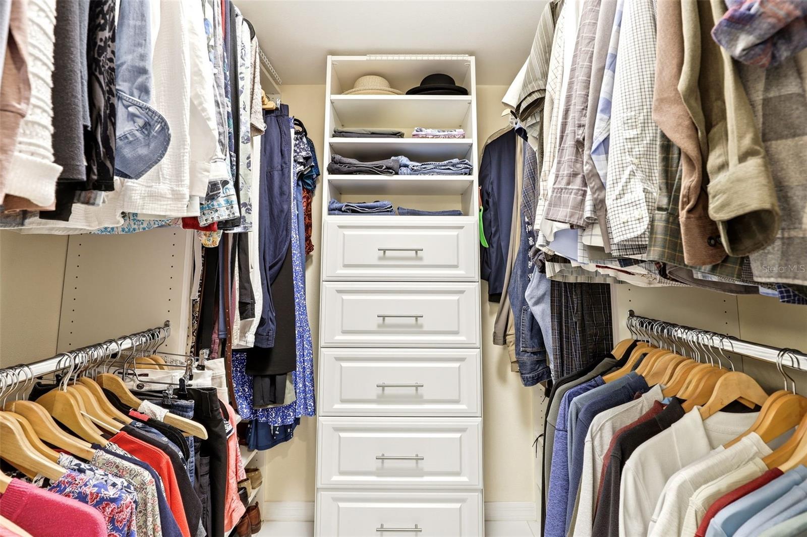 WEKIVA COUNTRY CLUB VILLAS - Residential