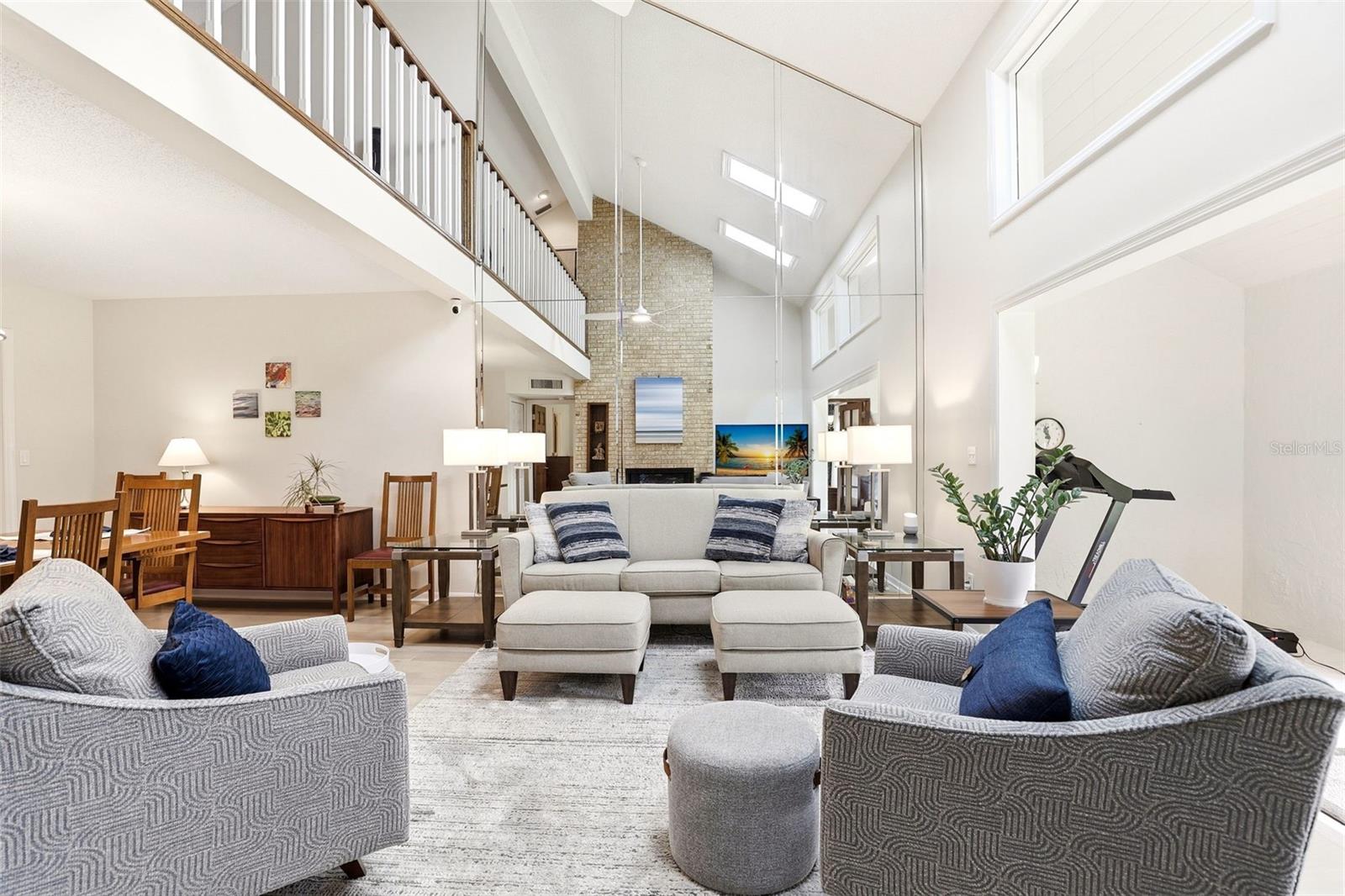 WEKIVA COUNTRY CLUB VILLAS - Residential