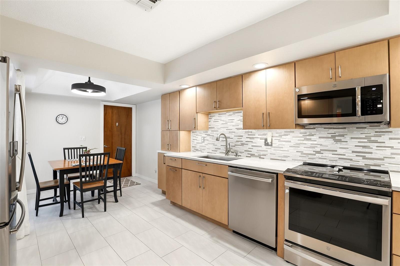 WEKIVA COUNTRY CLUB VILLAS - Residential