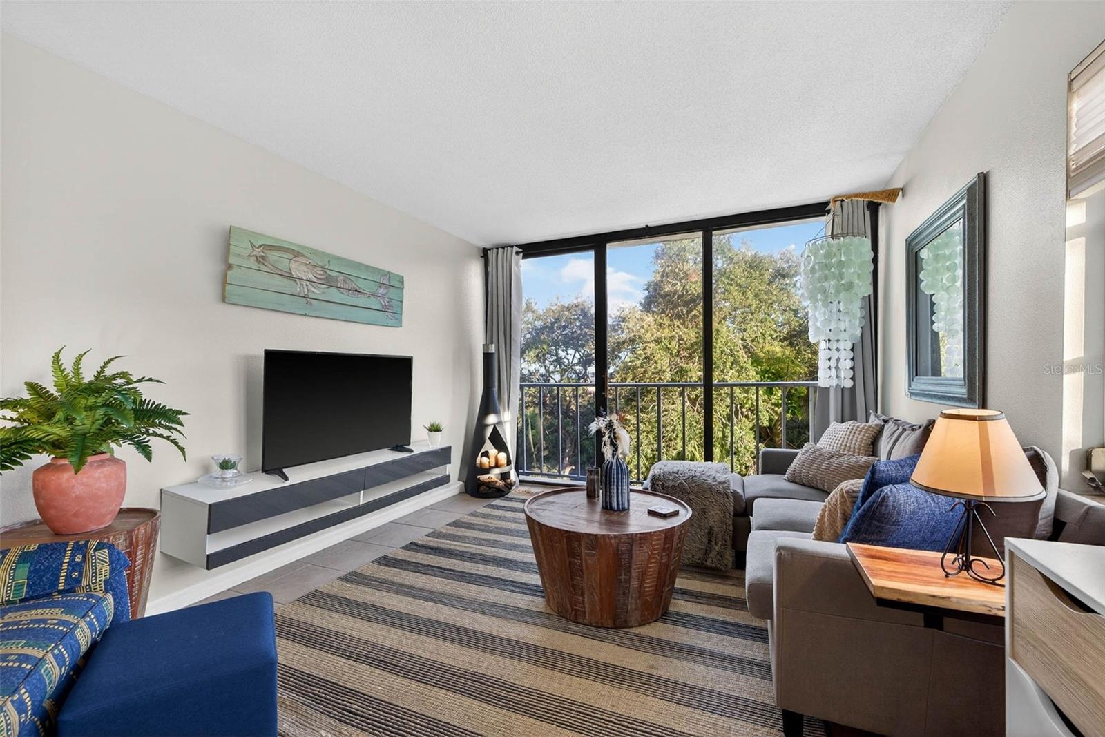 HARBOR BLUFFS WATERFRONT CONDO - Residential