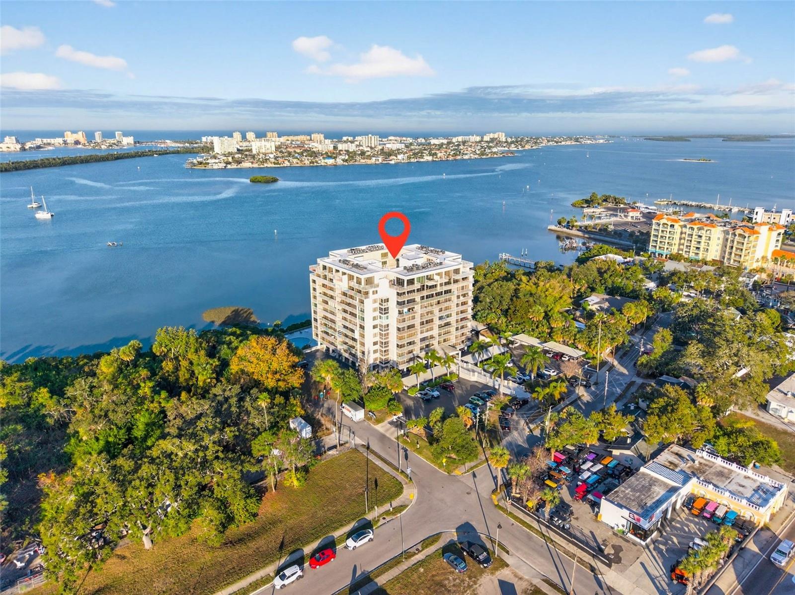 HARBOR BLUFFS WATERFRONT CONDO - Residential