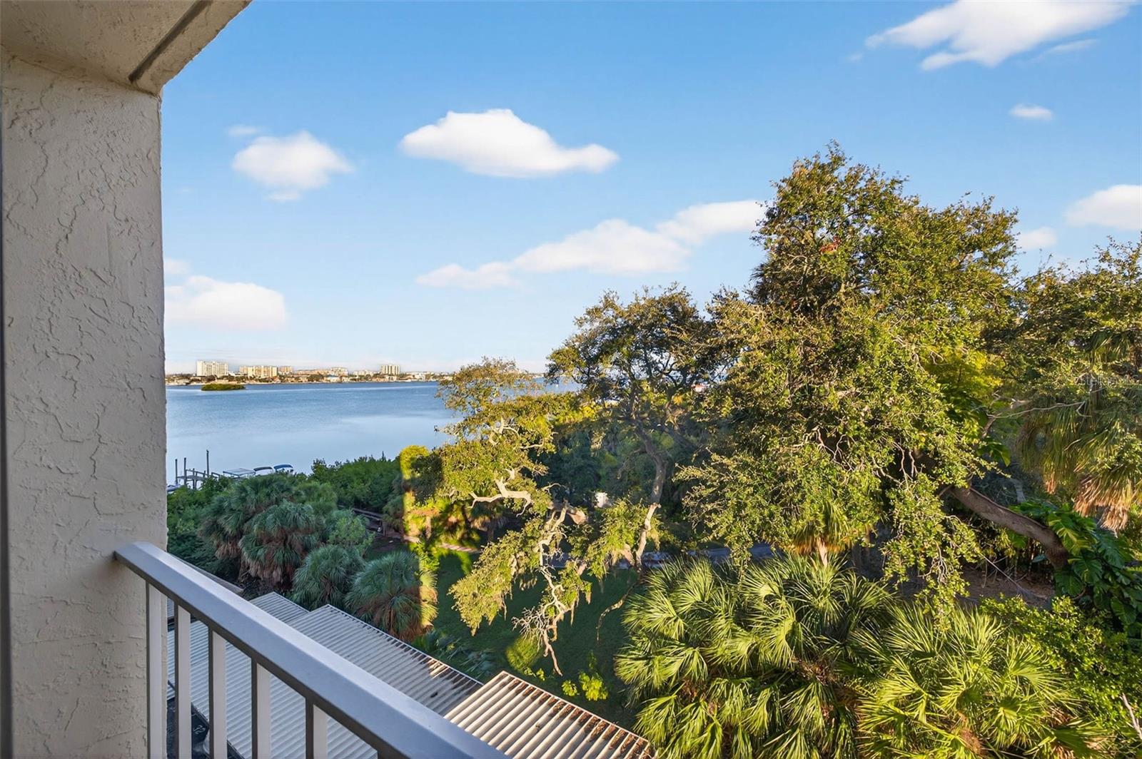 HARBOR BLUFFS WATERFRONT CONDO - Residential