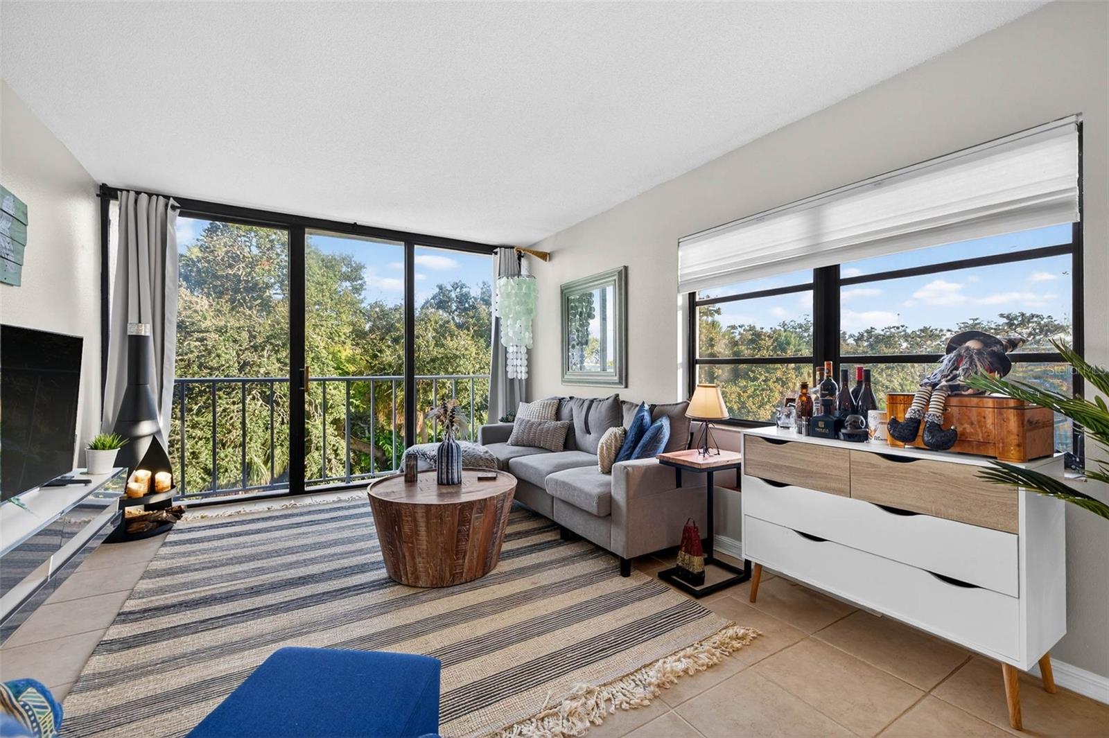 HARBOR BLUFFS WATERFRONT CONDO - Residential