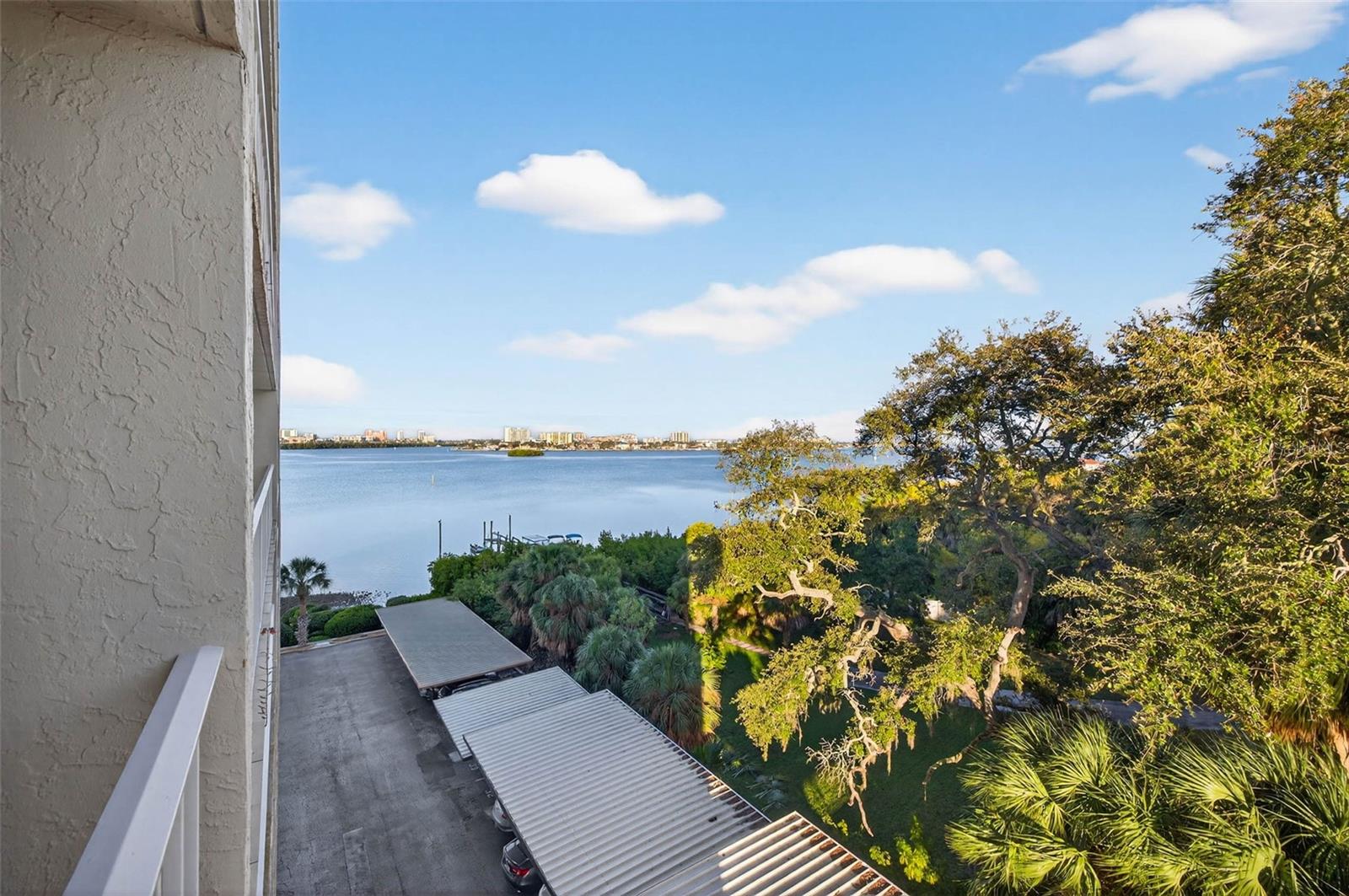 HARBOR BLUFFS WATERFRONT CONDO - Residential