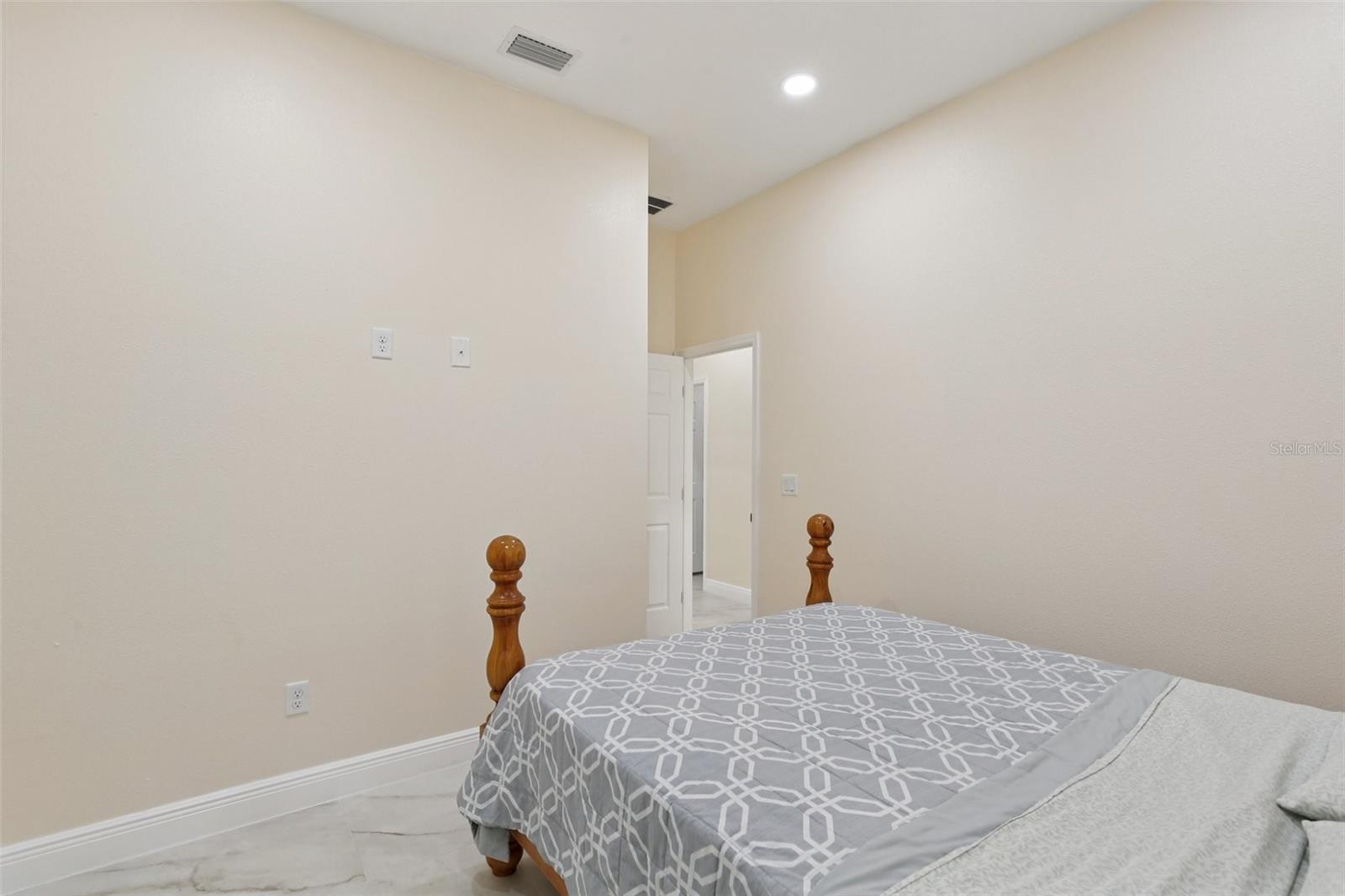 RIDGE MANOR ESTATE - Residential