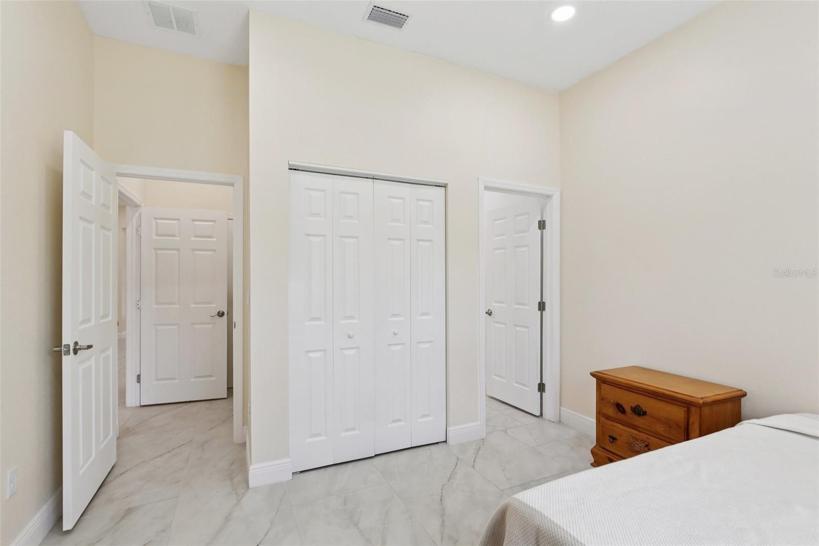 RIDGE MANOR ESTATE - Residential