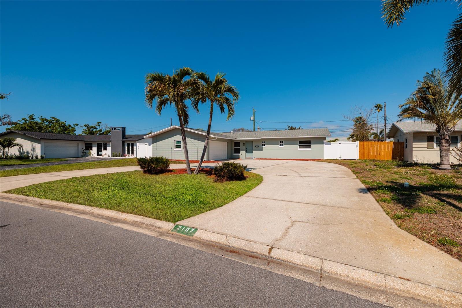 PASADENA GOLF CLUB ESTATES SEC 5 - Residential