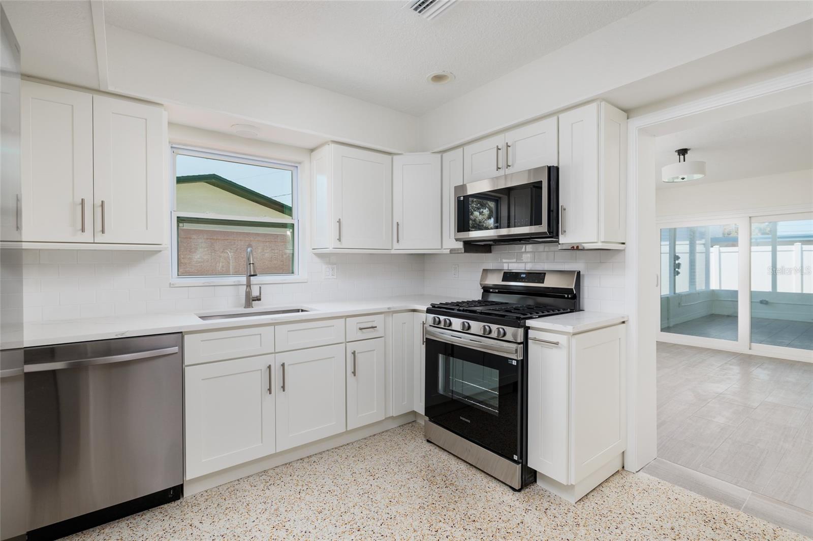 PASADENA GOLF CLUB ESTATES SEC 5 - Residential